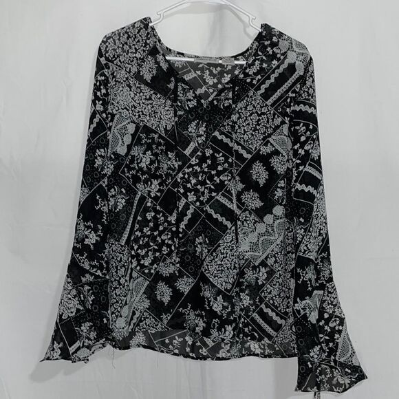 Fashion bug blouse   - Picture 1 of 6